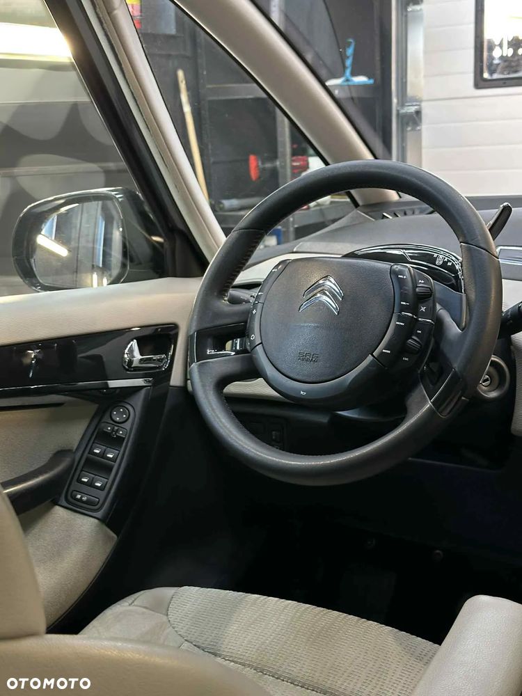Citroën C4 Picasso 2.0 HDi FAP EGS6 Exclusive - 9