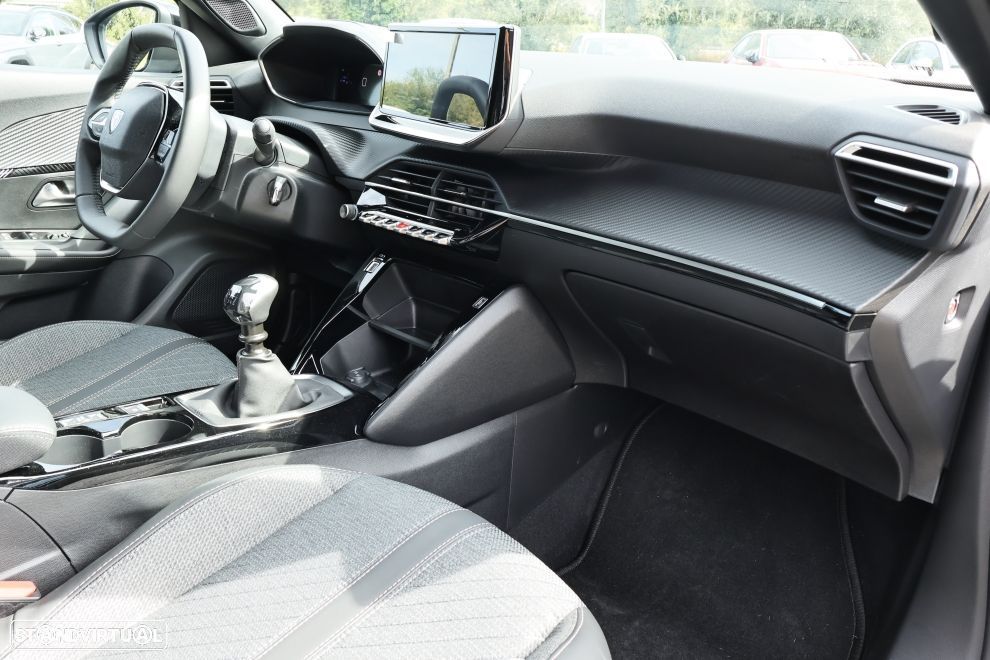 Peugeot 2008 1.2 Allure - 13