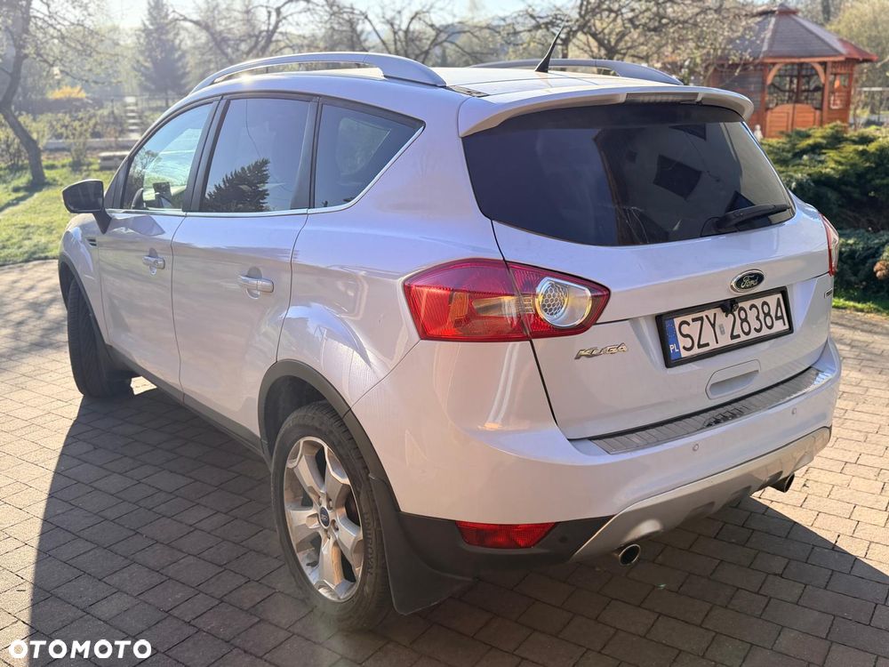 Ford Kuga 2.0 TDCi Titanium - 9