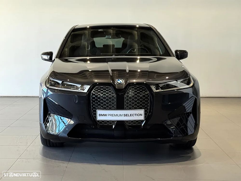 BMW iX xDrive 50 Pack Desportivo - 2