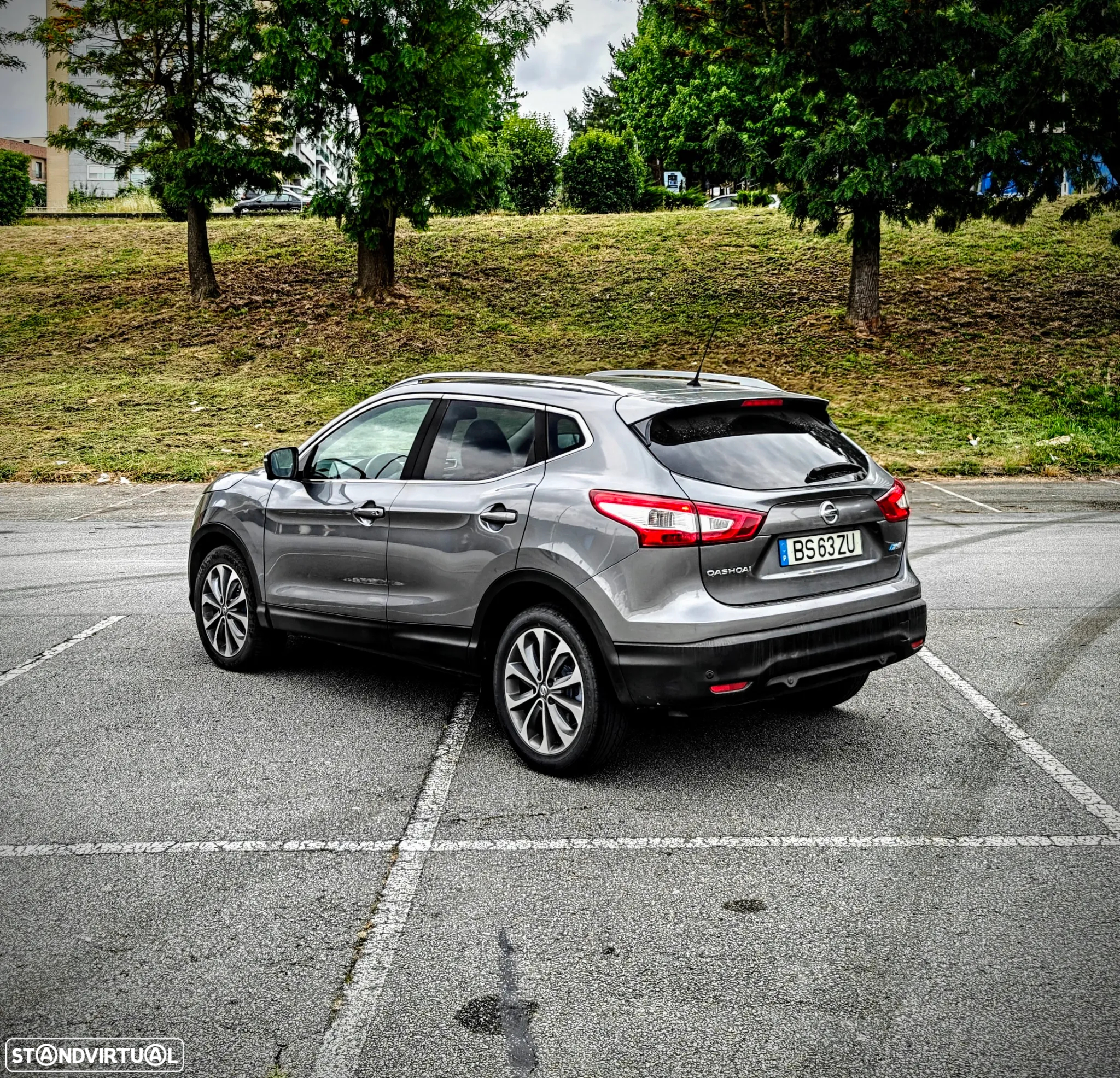 Nissan Qashqai 1.6 dCi Tekna Premium Pele S P.Preta Xtronic - 3