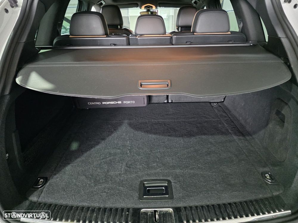 Porsche Cayenne - 20