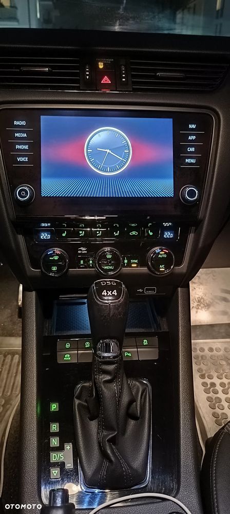 Skoda Octavia 2.0 TSI 4x4 Style DSG - 11