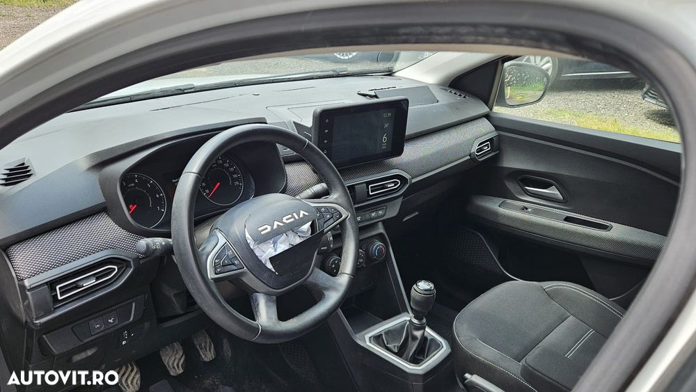 Dacia Logan ECO-G 100 MT6 Journey+ - 13