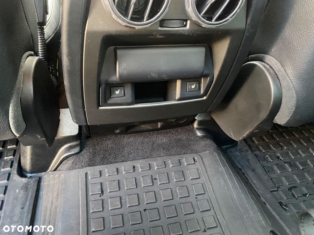 Land Rover Discovery 3.0 V6 Supercharged HSE - 8