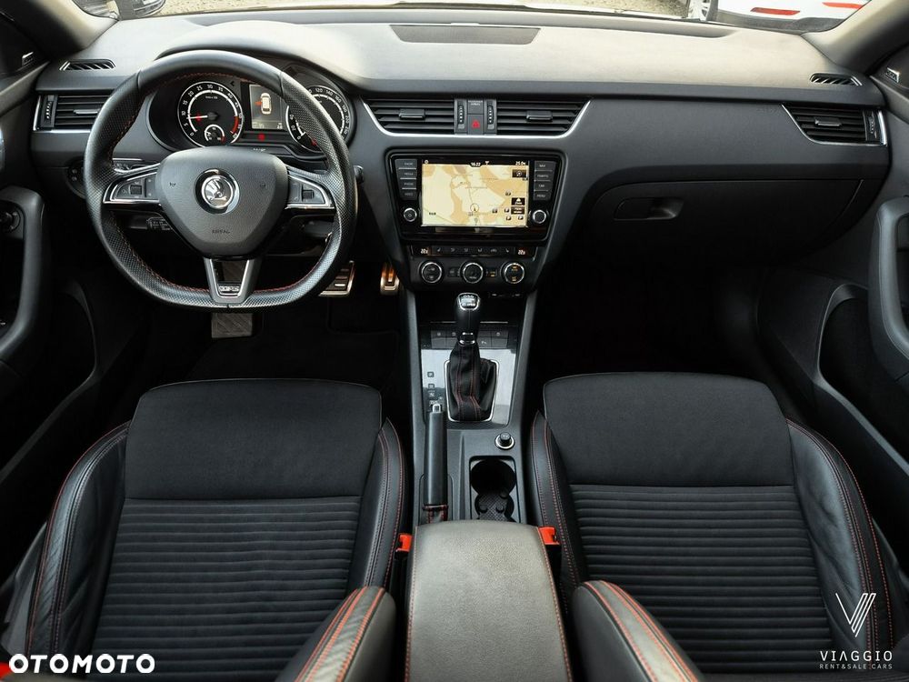 Skoda Octavia 2.0 TDI RS DSG - 17