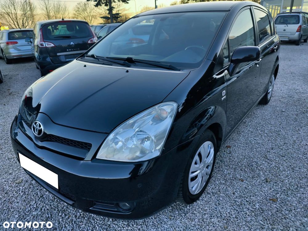 Toyota Corolla Verso - 13