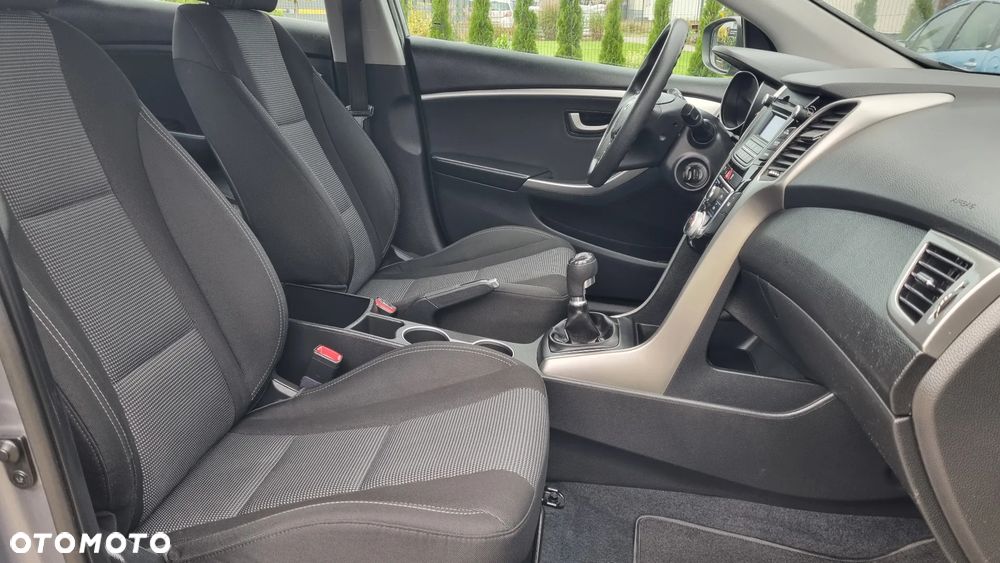 Hyundai i30 1.4 Advantage - 19
