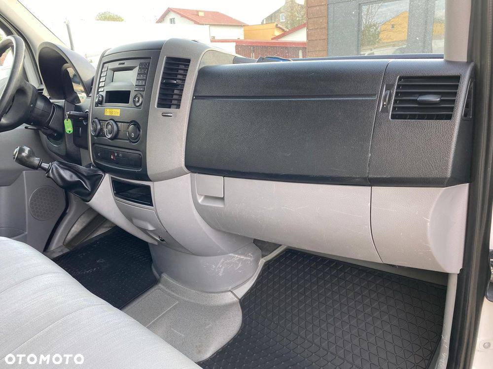 Volkswagen CRAFTER - 14