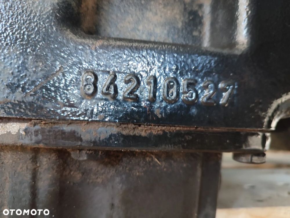 Dyferencjał tył 84210527 CASE PUMA 145 - 17