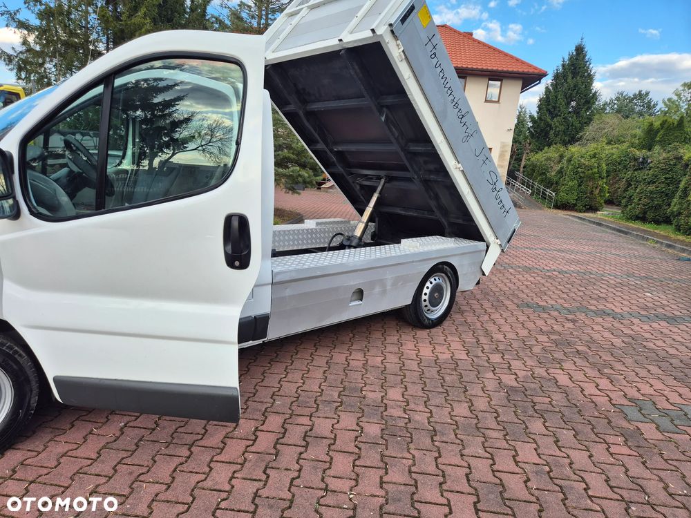 Renault Trafic - 12
