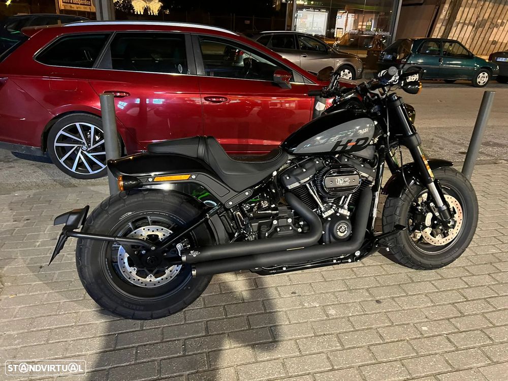 Harley-Davidson Softail FAT BOB 114 - 22