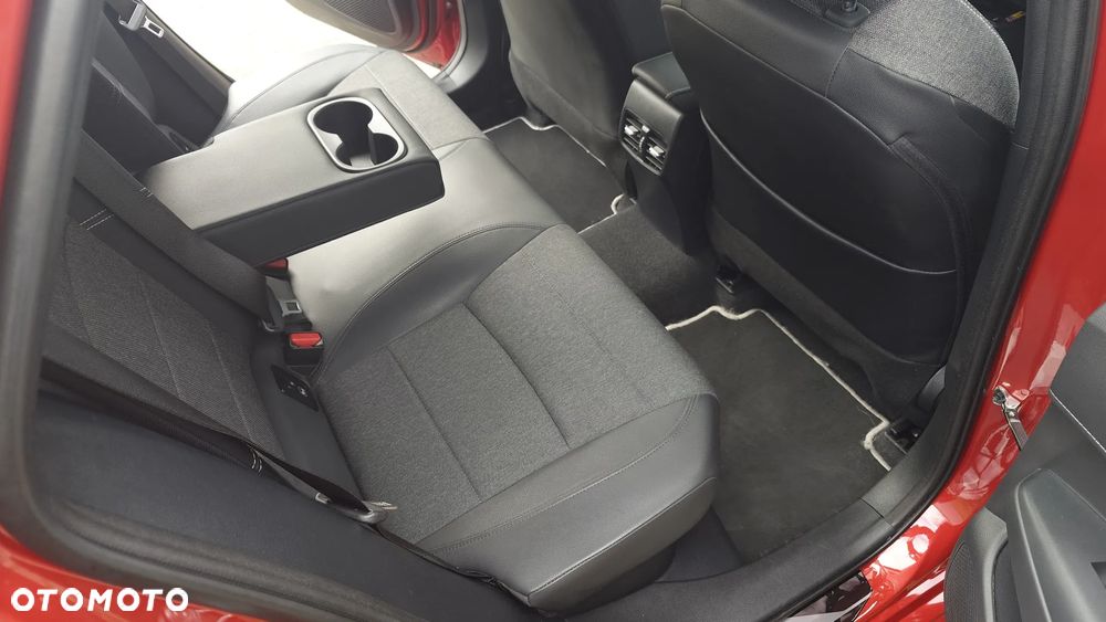 Toyota Corolla 1.8 Hybrid Style - 17