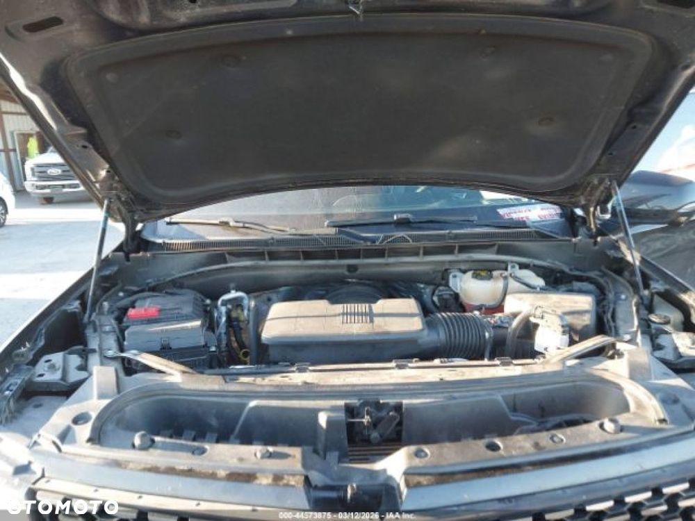 Cadillac Escalade - 13