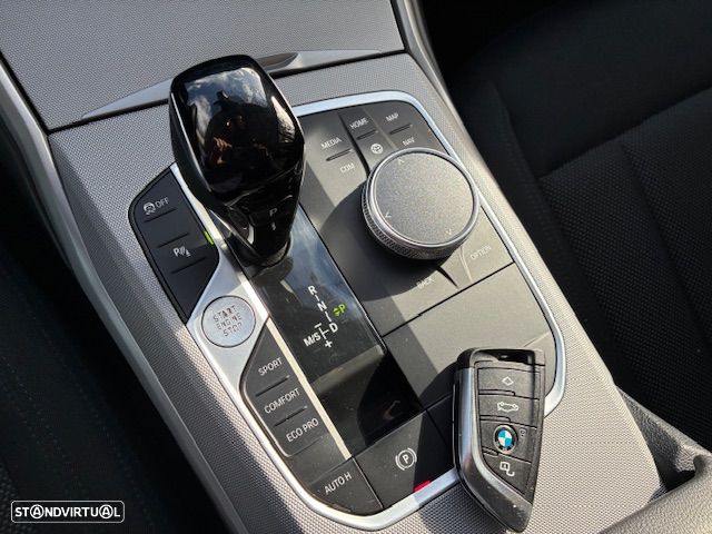 BMW 318 d Ultimate Auto - 34