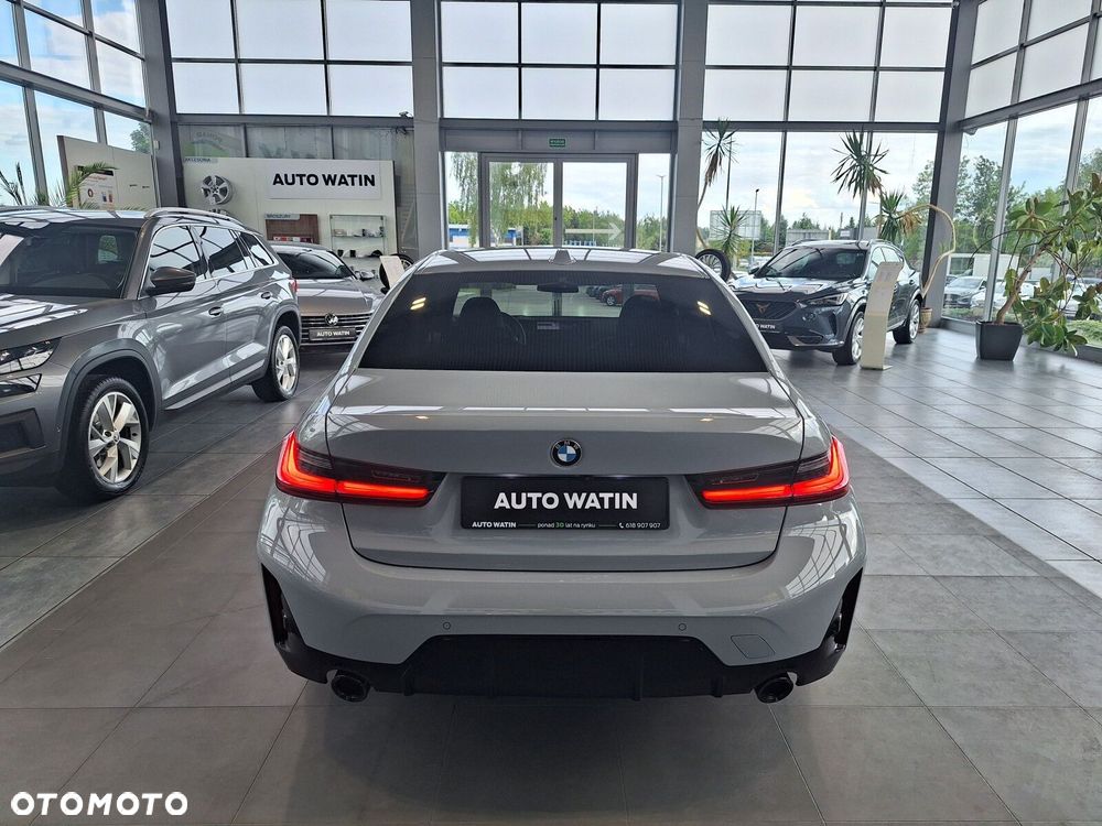BMW Seria 3 320d xDrive M Sport sport - 8