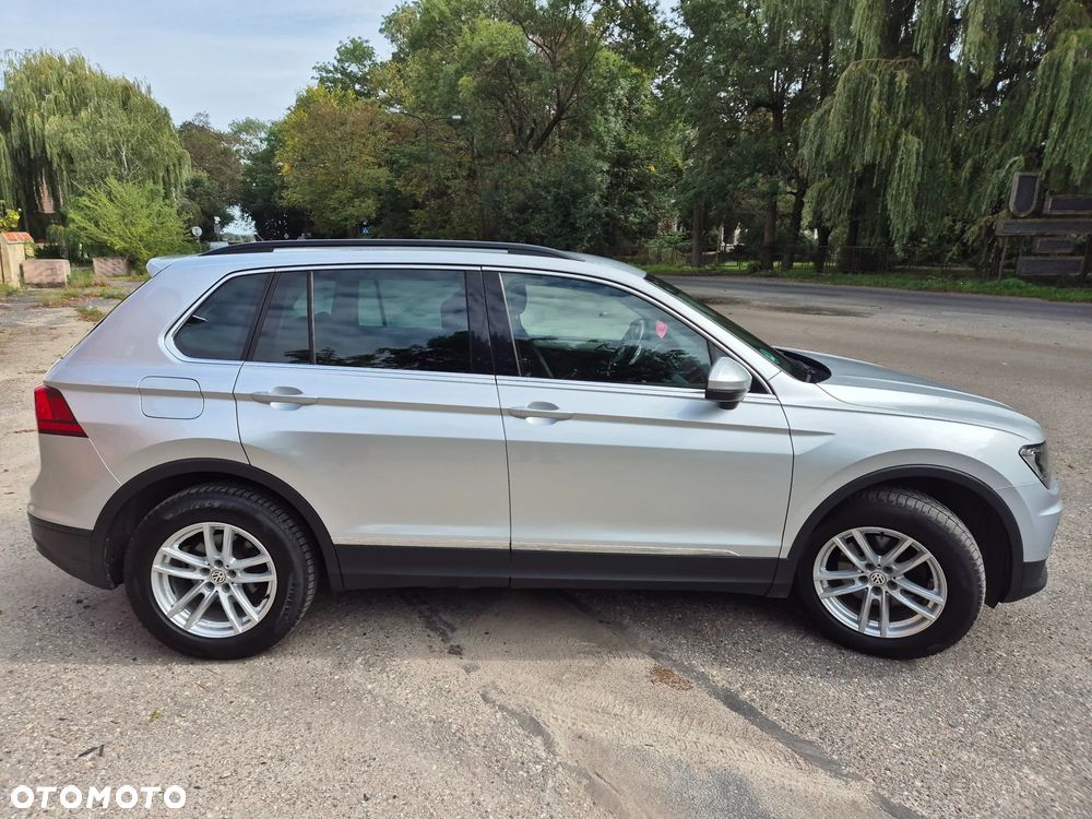 Volkswagen Tiguan - 4