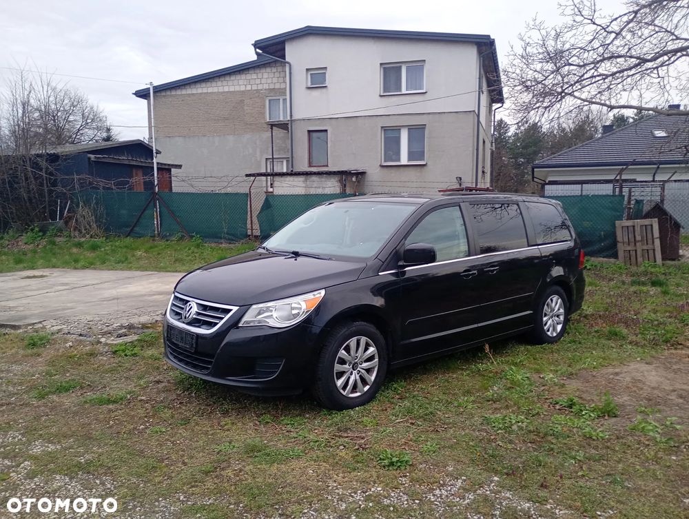 Volkswagen Routan - 6