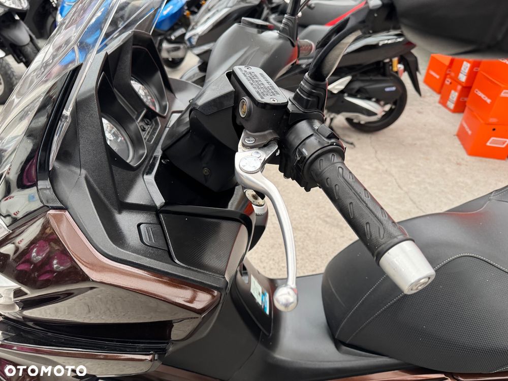 Kymco Downtown - 23