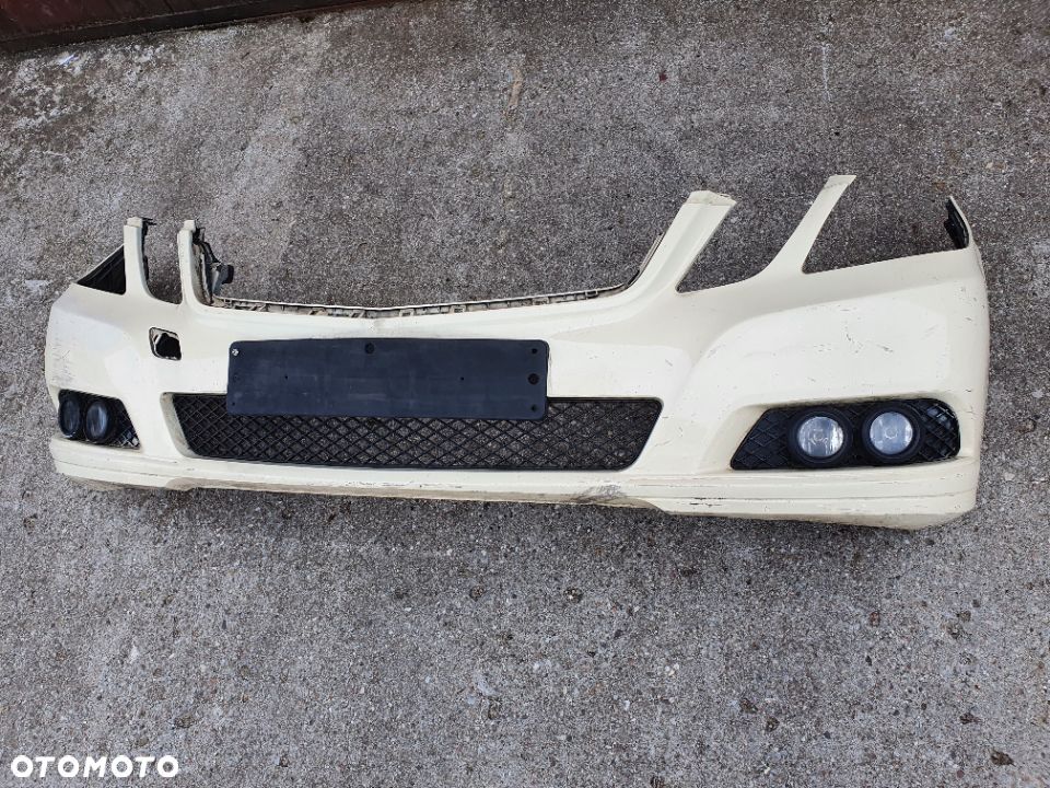 Mercedes E klasa 212 09- zderzak przedni kratka halogen DRL belka - 1
