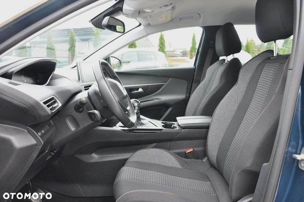 Peugeot 3008 1.2 PureTech Active Pack S&S - 15