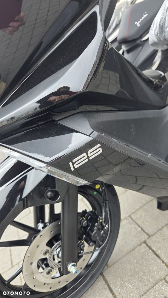 Kymco Skytown - 12