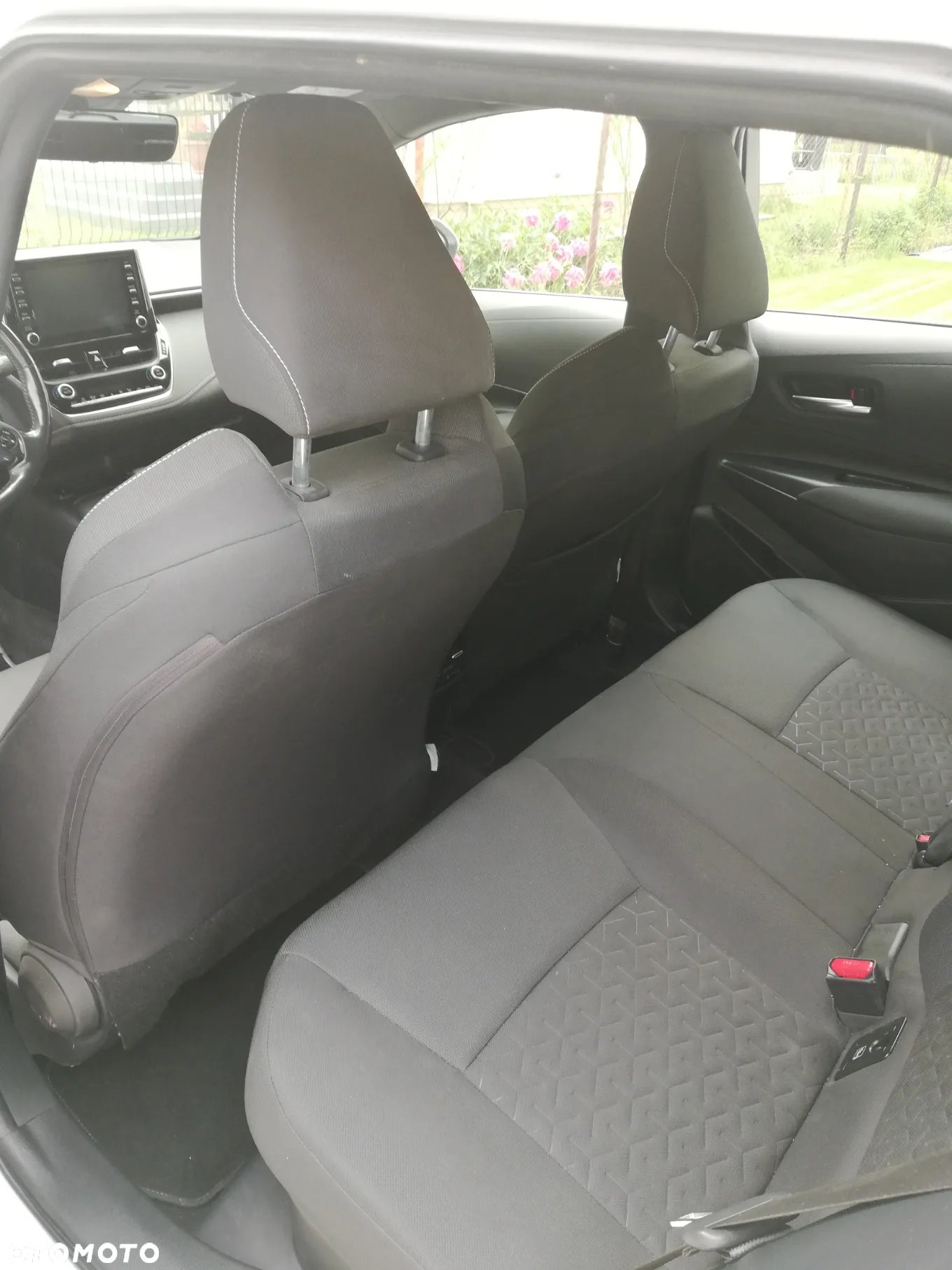 Toyota Corolla 1.8 Hybrid Comfort - 10