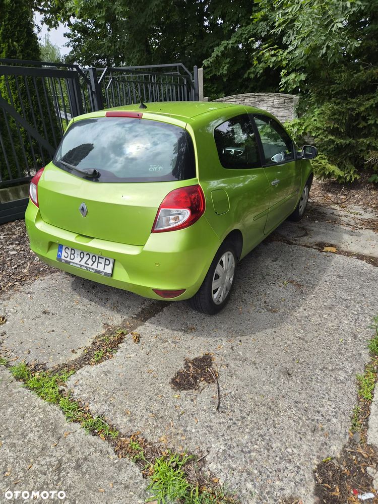 Renault Clio 1.2 16V Wind - 1