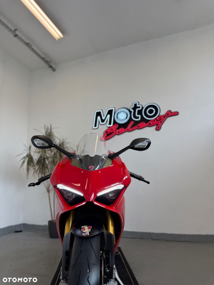 Ducati Panigale V4S - 8