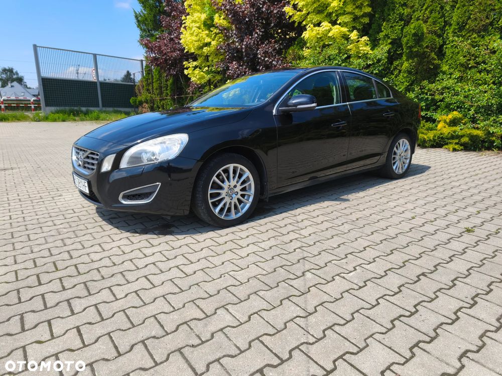 Volvo S60 - 1