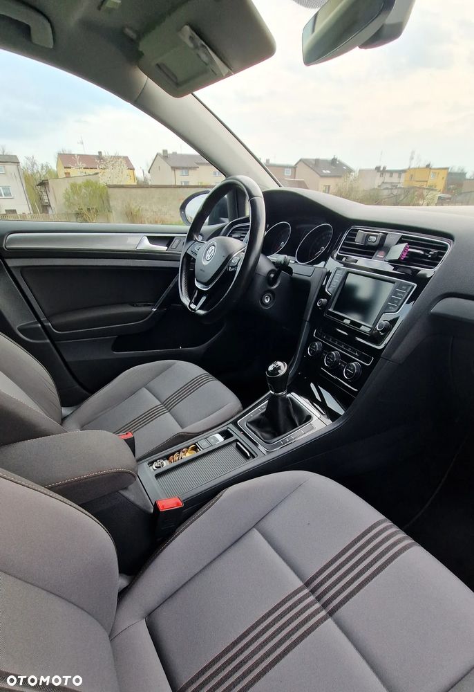 Volkswagen Golf 1.6 TDI BlueMotion Technology Allstar - 11