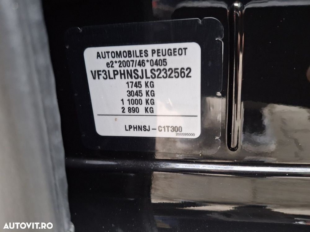 Peugeot 308 1.2 L PureTech Turbo Allure - 23