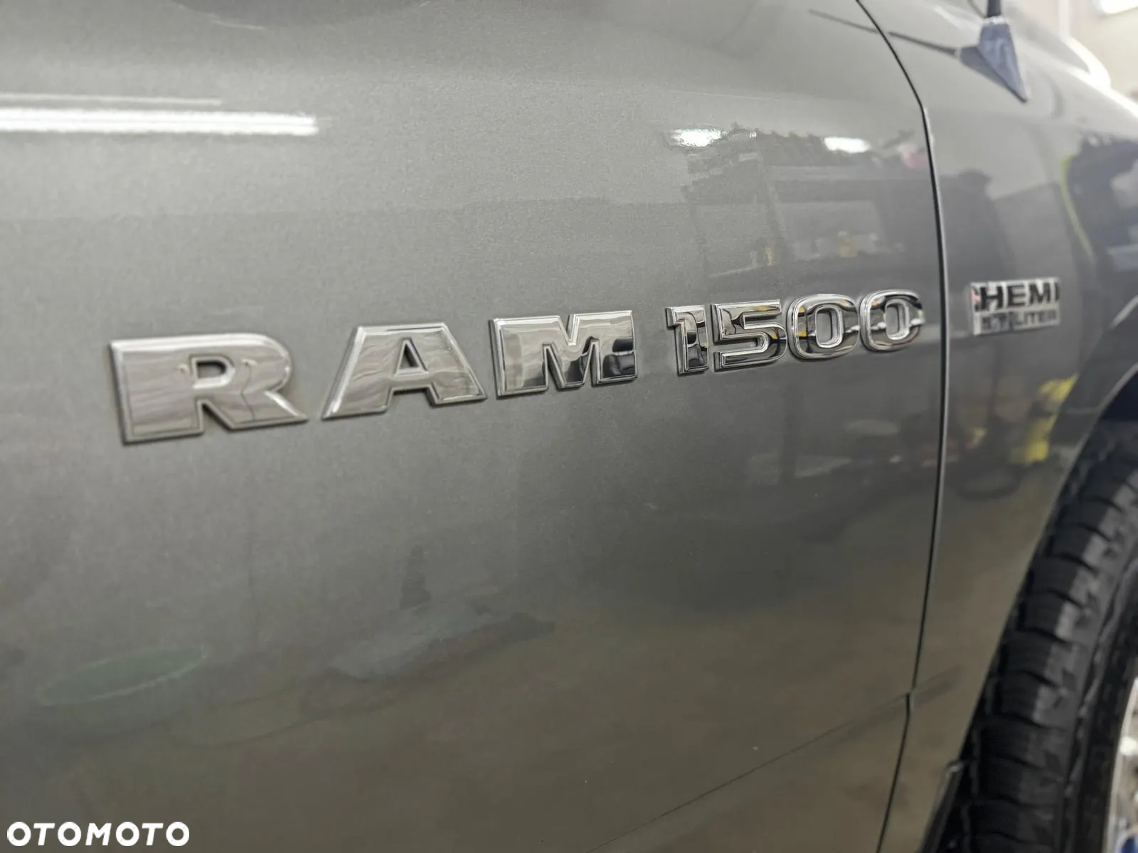 Dodge RAM 1500 5.7 4x4 - 3