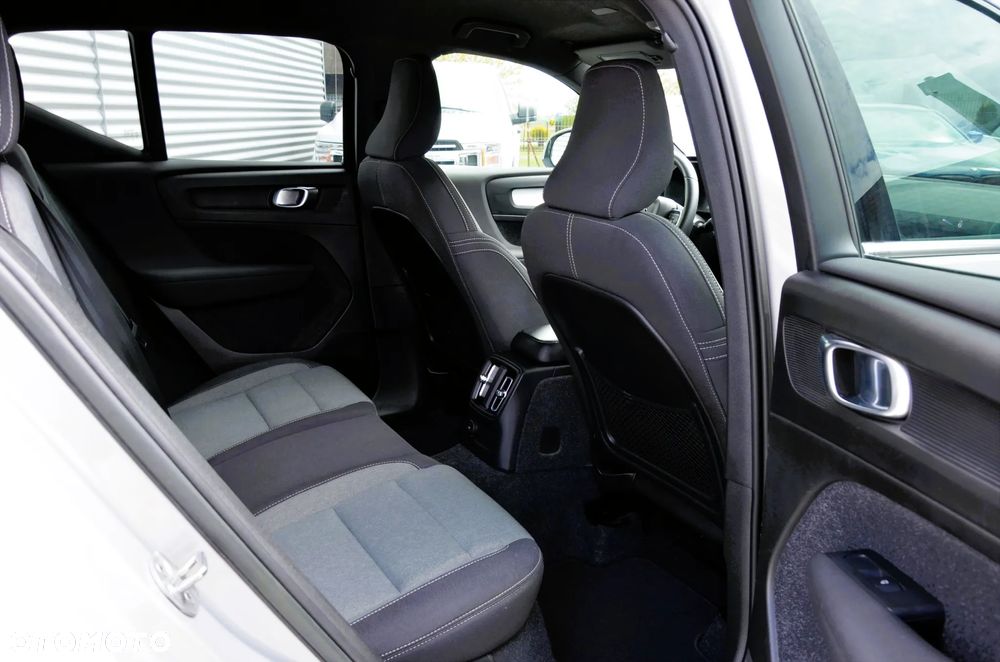 Volvo XC 40 T4 Recharge DKG Core - 13