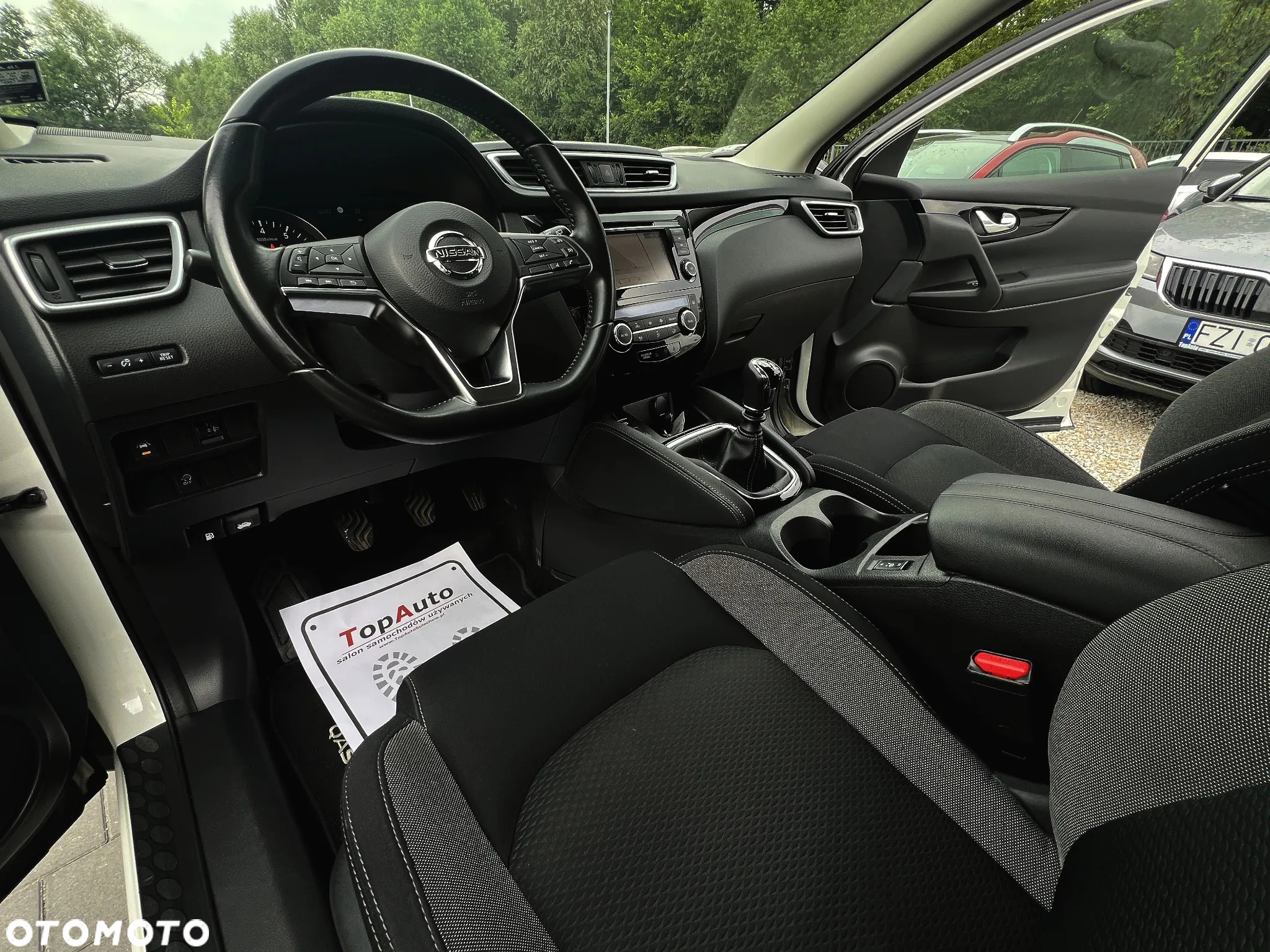 Nissan Qashqai 1.3 DIG-T N-Connecta - 23