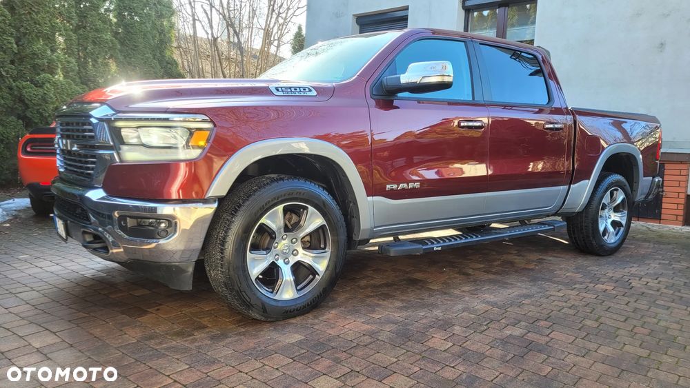 RAM 1500 Crew Cab Laramie - 2