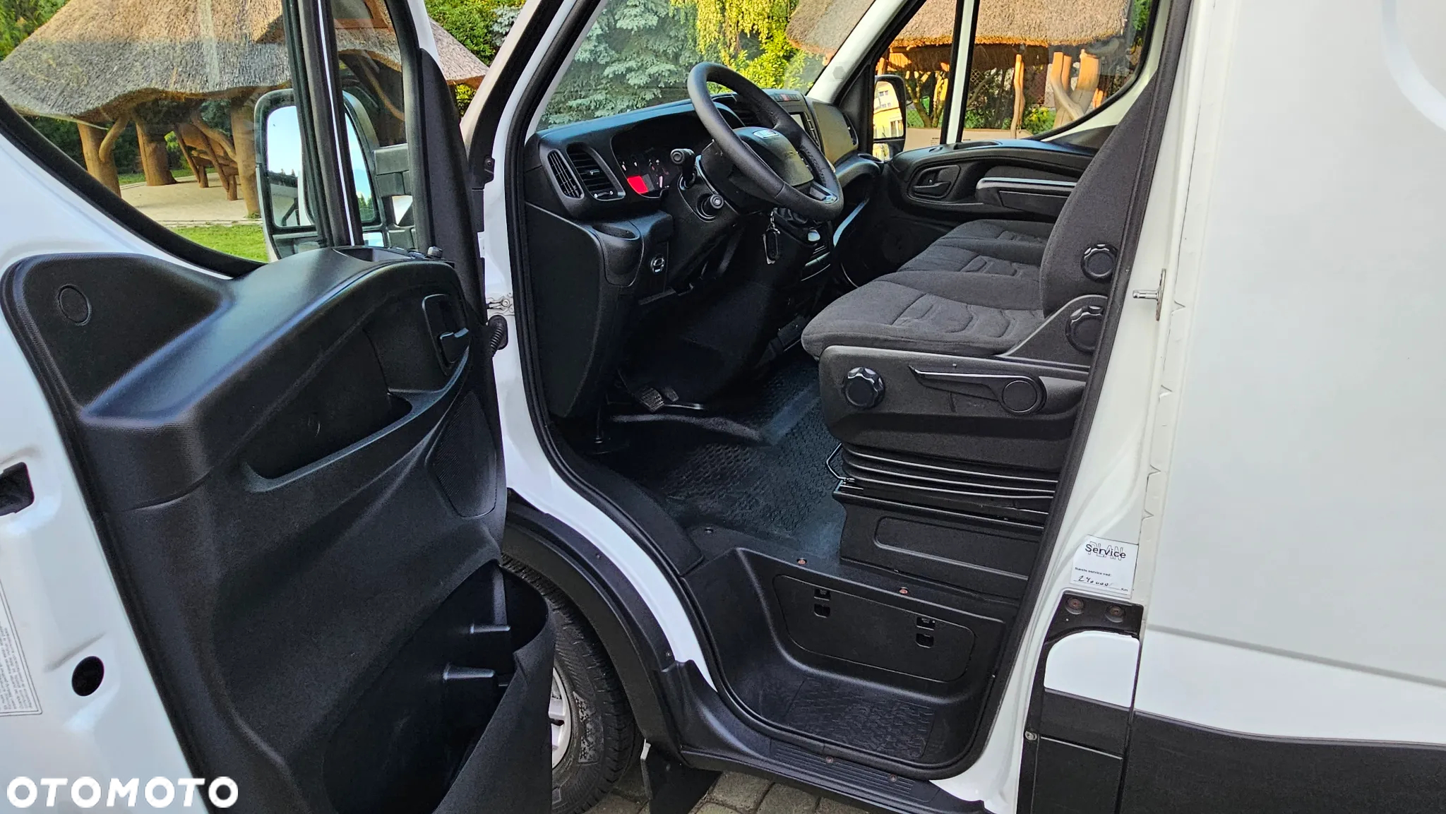 Iveco Daily 35S17 3,0D HI-MATIC - 13
