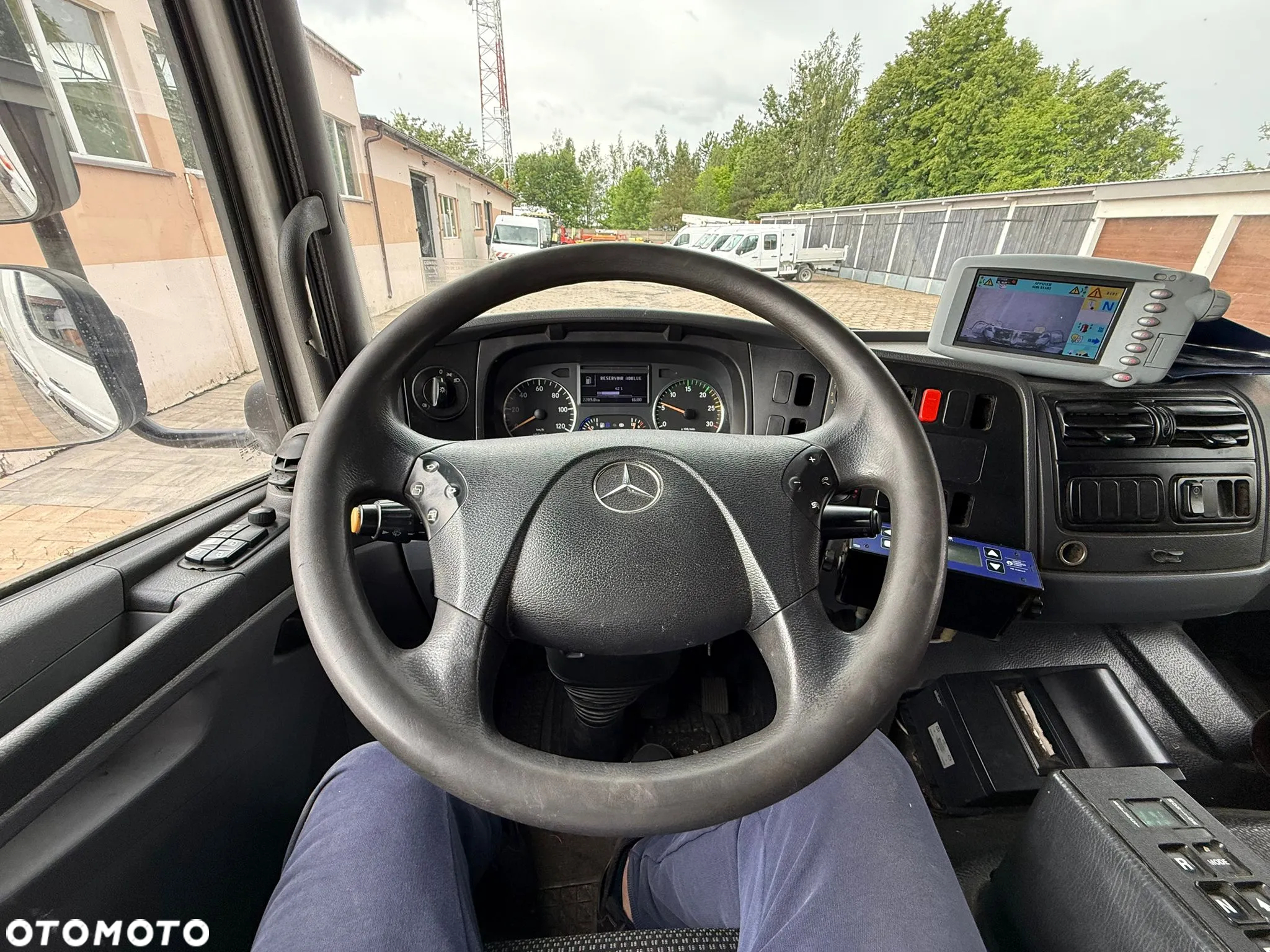 Mercedes-Benz Axor 1829 - 7