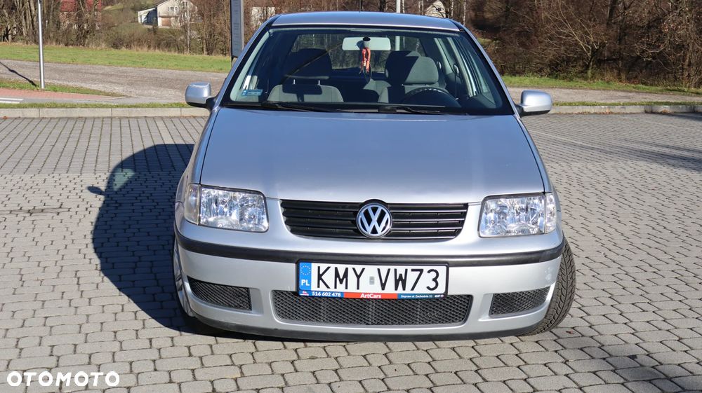 Volkswagen Polo 1.4 16V Basis - 2