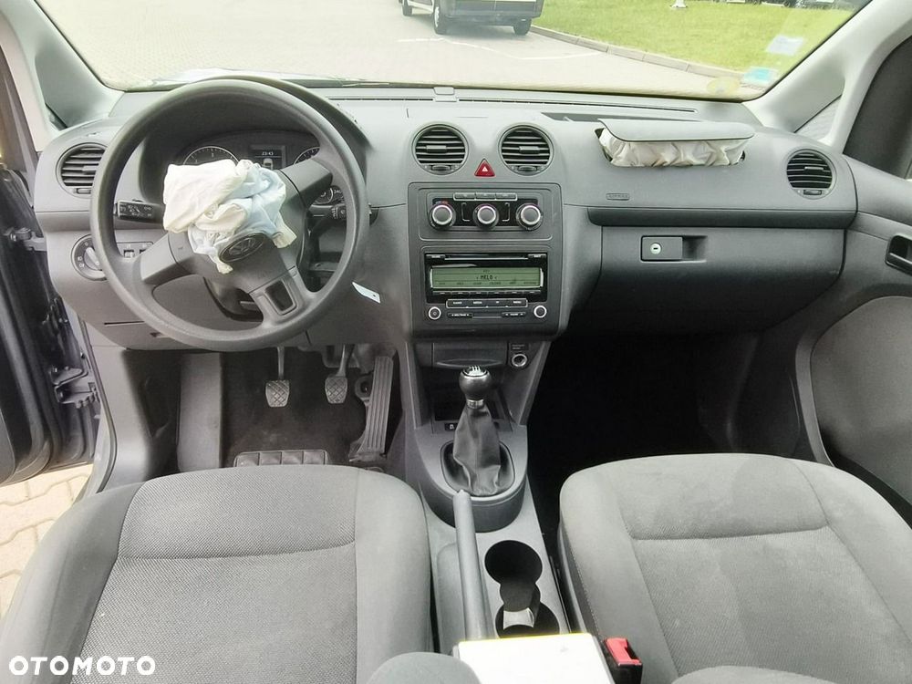 Volkswagen Caddy - 9