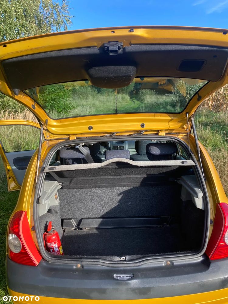 Renault Clio 1.2 16V Authentique - 13