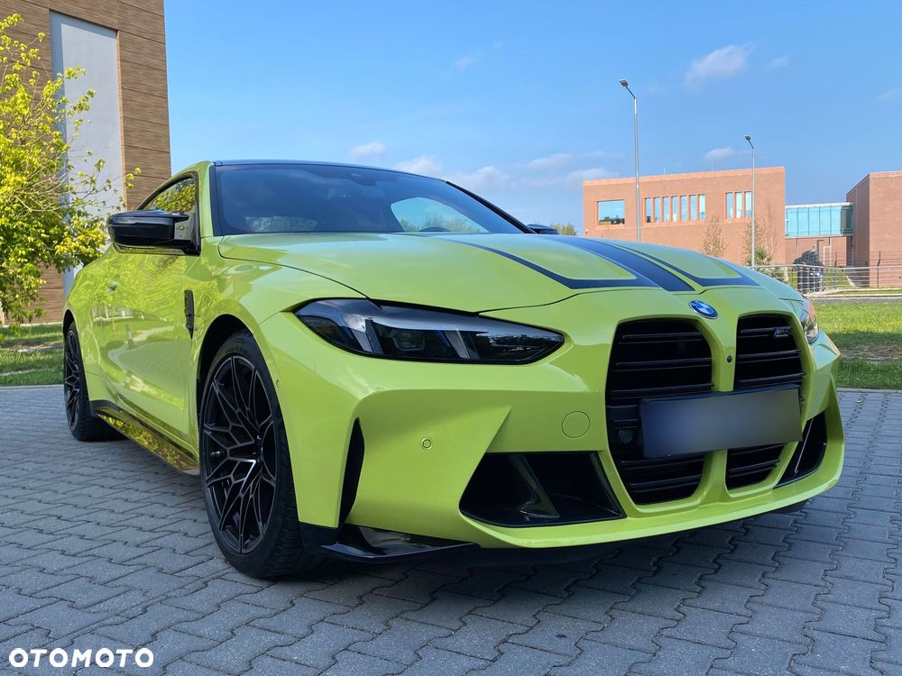 BMW M4 Competition - 4