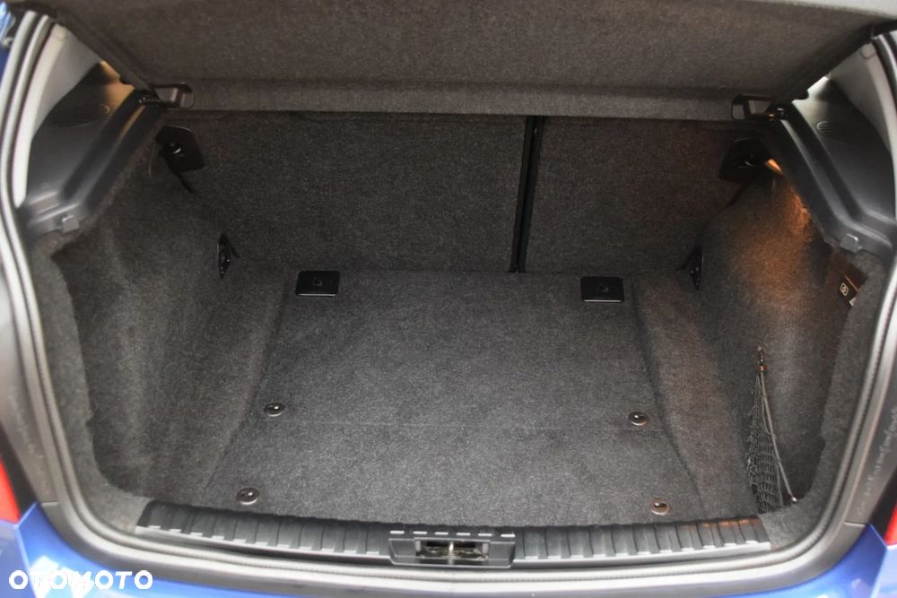 BMW Seria 1 118d DPF - 13