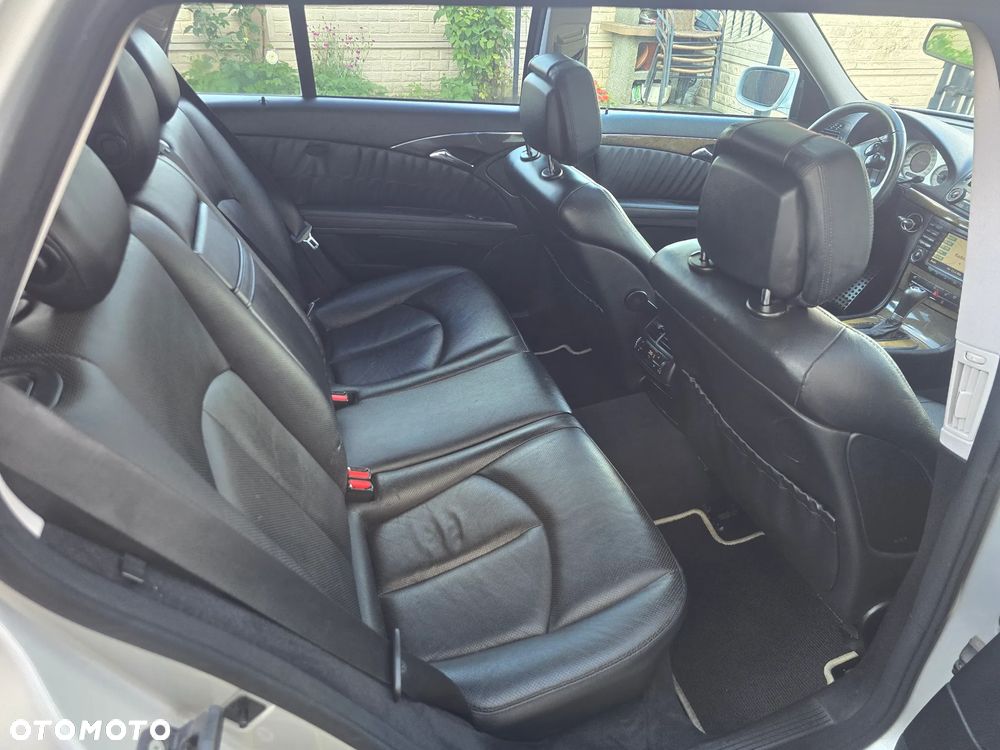 Mercedes-Benz Klasa E 320 CDI 7G-TRONIC Avantgarde DPF - 19