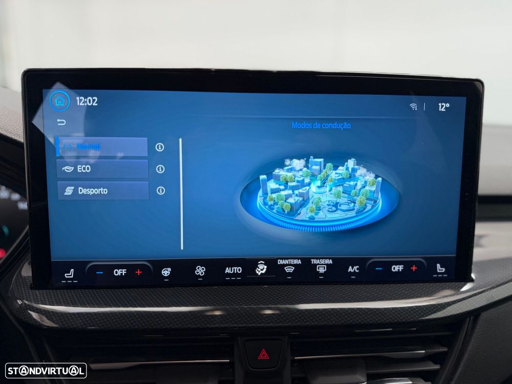 Ford Focus SW 1.0 EcoBoost Hybrid ST-LINE - 11