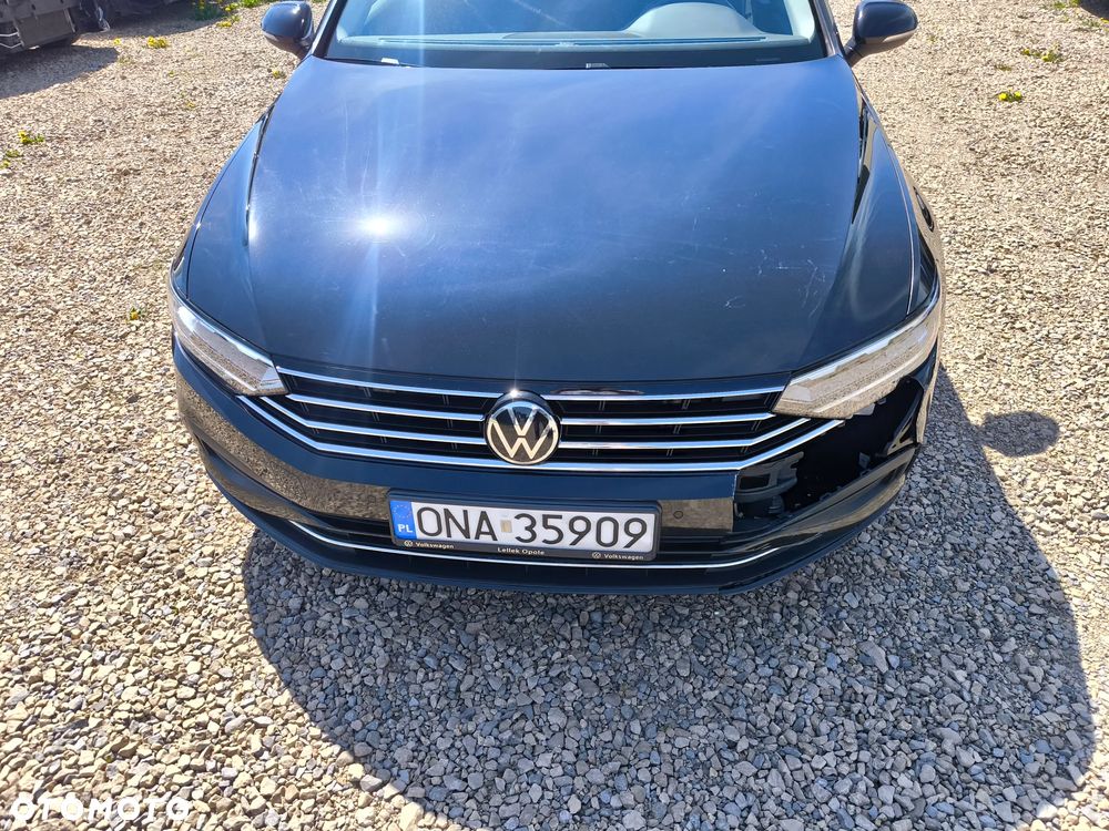 Volkswagen Passat - 9