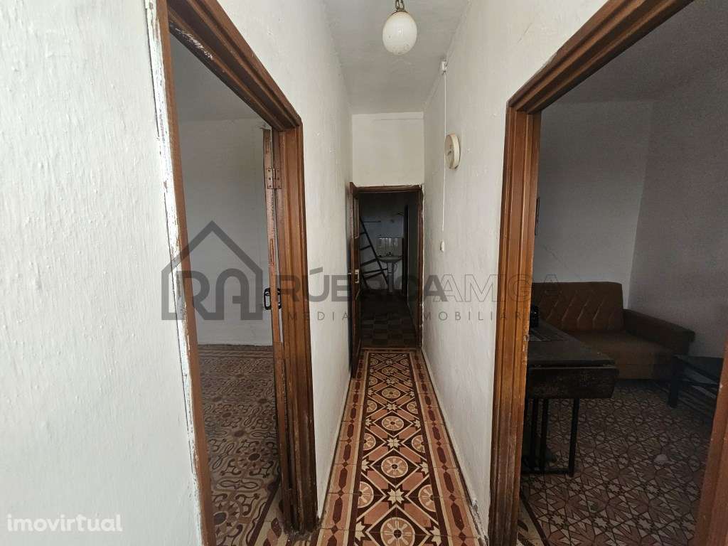 Moradia de 2 pisos em Aldeia típica perto de Benafim - Grande imagem: 3/20