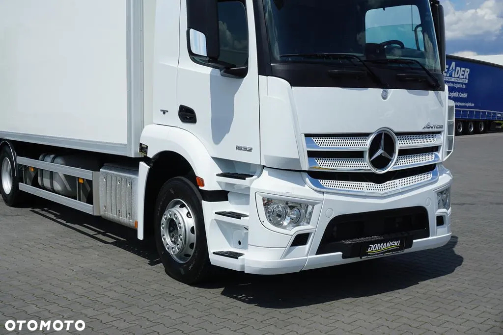Mercedes-Benz / ANTOS / 1832  / E 6 / IZOTERMA + WINDA / 18 PALET / OTWIERANY BOK - 36