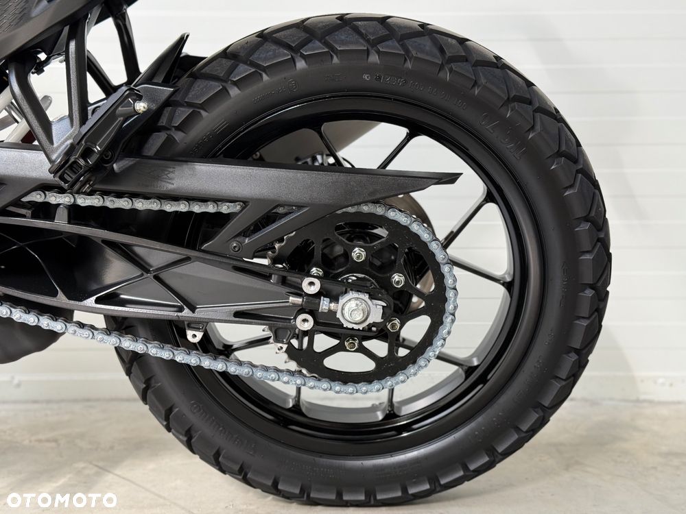 KTM Adventure - 31
