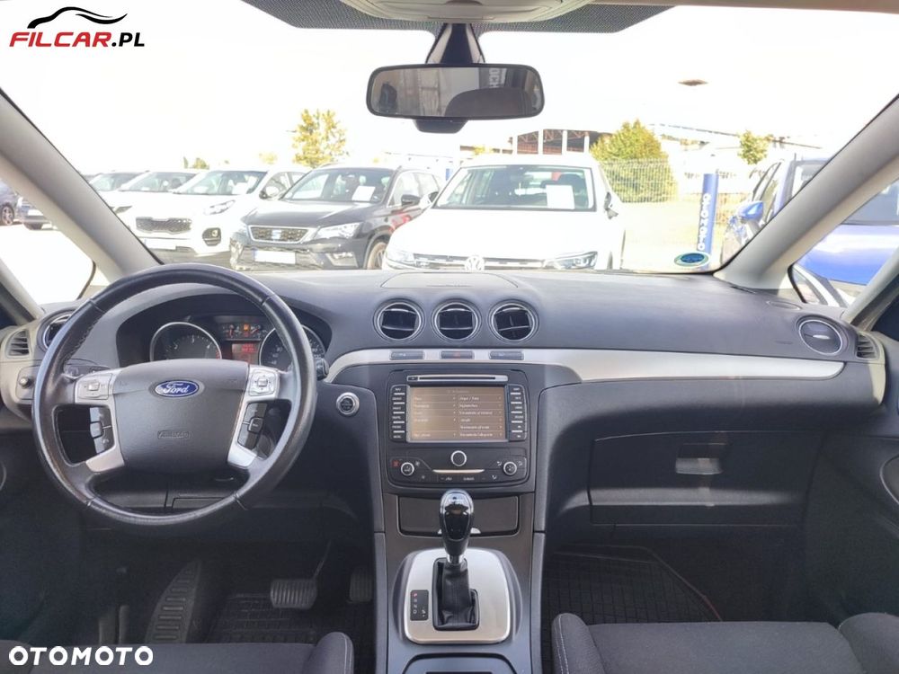 Ford S-Max - 9